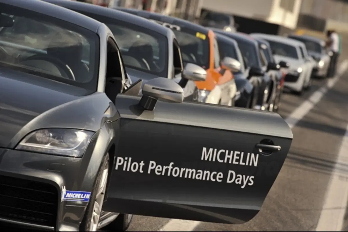 Michelin Pilot Performance Days: 20.000 CV in pista (36)