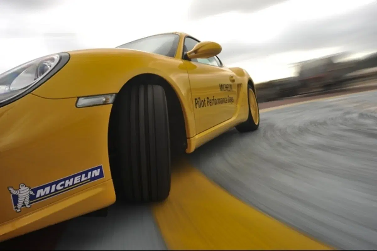 Michelin Pilot Performance Days: 20.000 CV in pista (41)