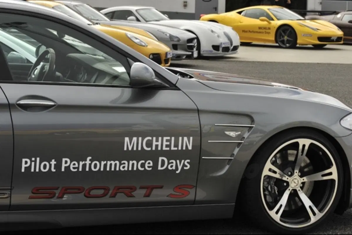 Michelin Pilot Performance Days: 20.000 CV in pista (53)