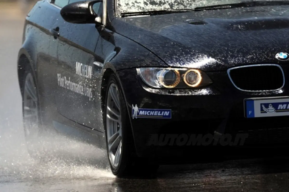 Michelin Pilot Performance Days: 20.000 CV in pista (68)