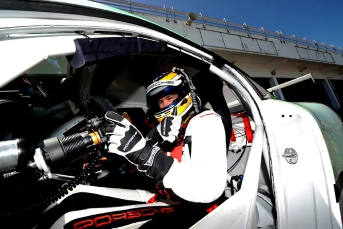 Michelin Pilot Performance Days: 20.000 CV in pista (72)