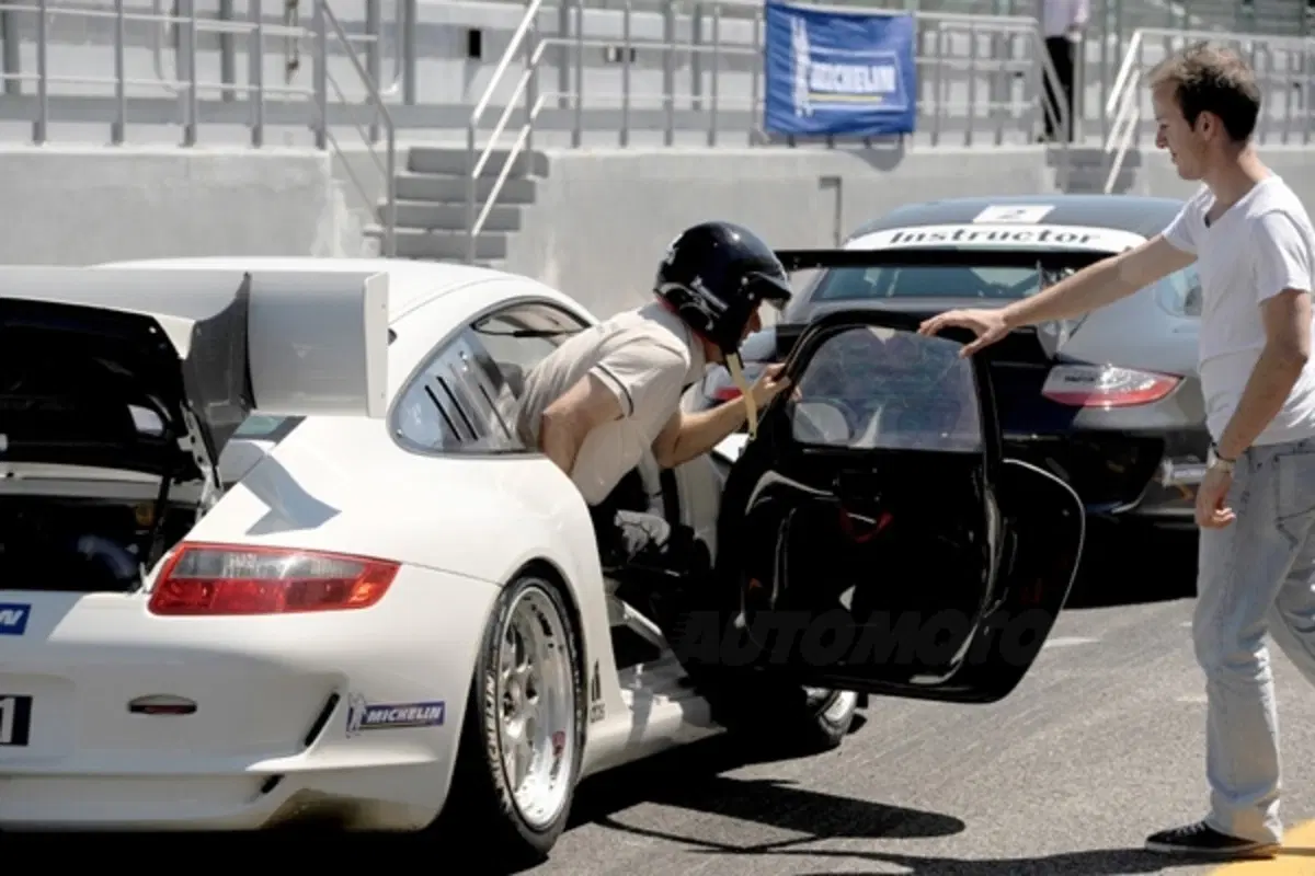 Michelin Pilot Performance Days: 20.000 CV in pista (75)