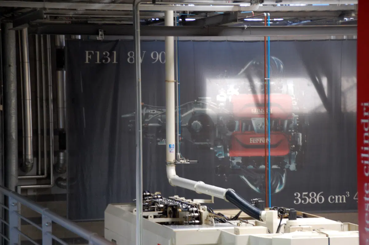 Ferrari: una passeggiata nel Mito (6)