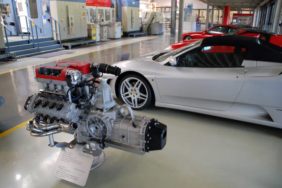Ferrari: una passeggiata nel Mito (8)