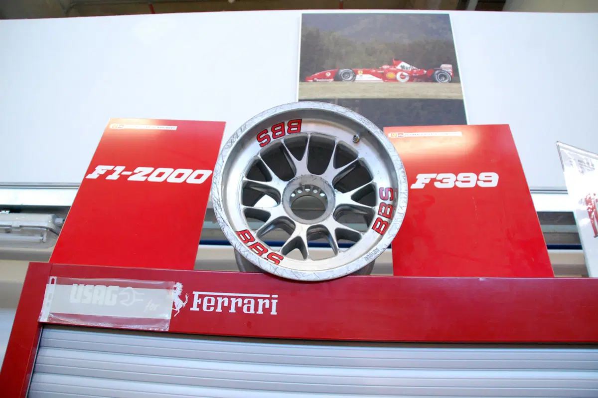 Ferrari: una passeggiata nel Mito (90)