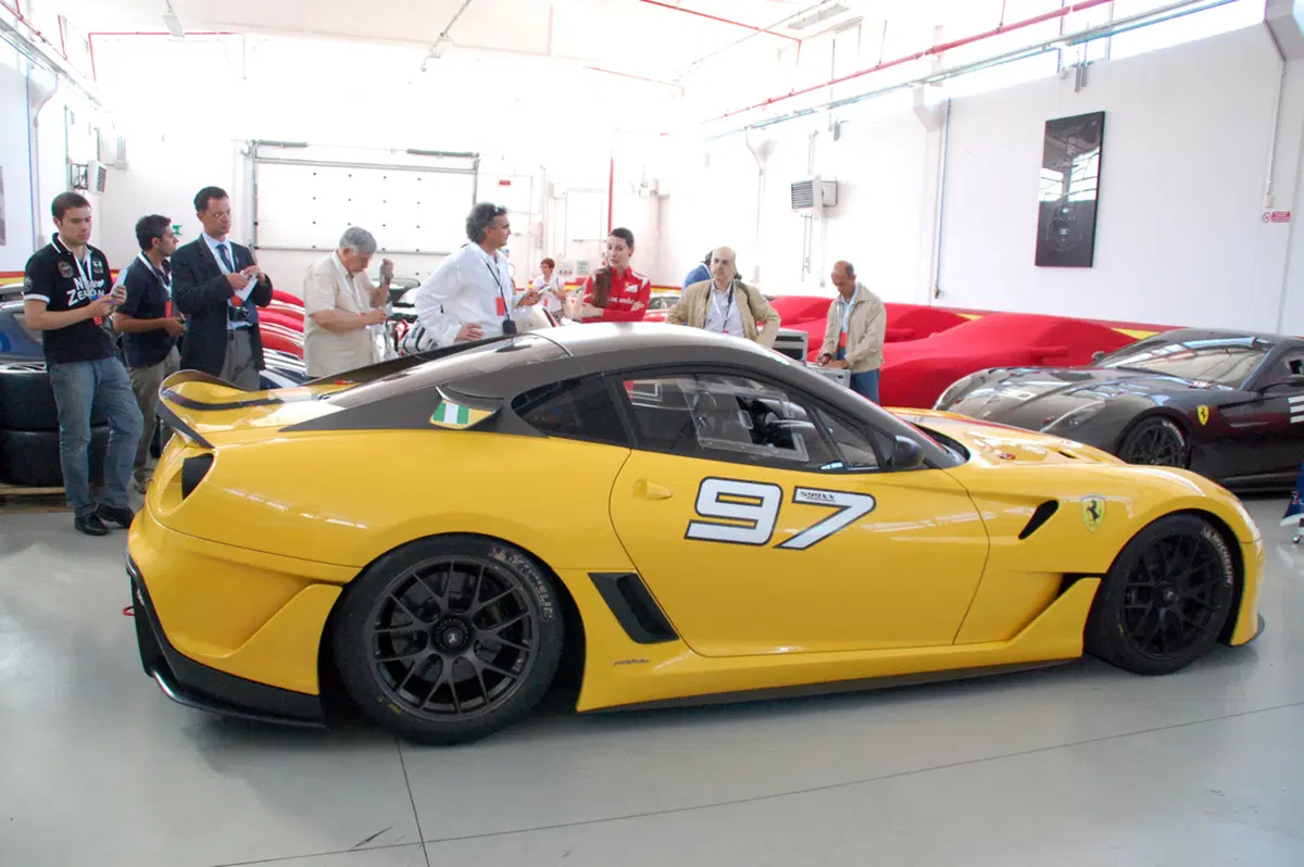 Ferrari: una passeggiata nel Mito (95)
