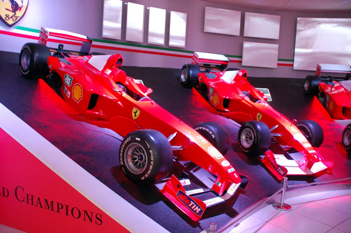 Ferrari: una passeggiata nel Mito (140)