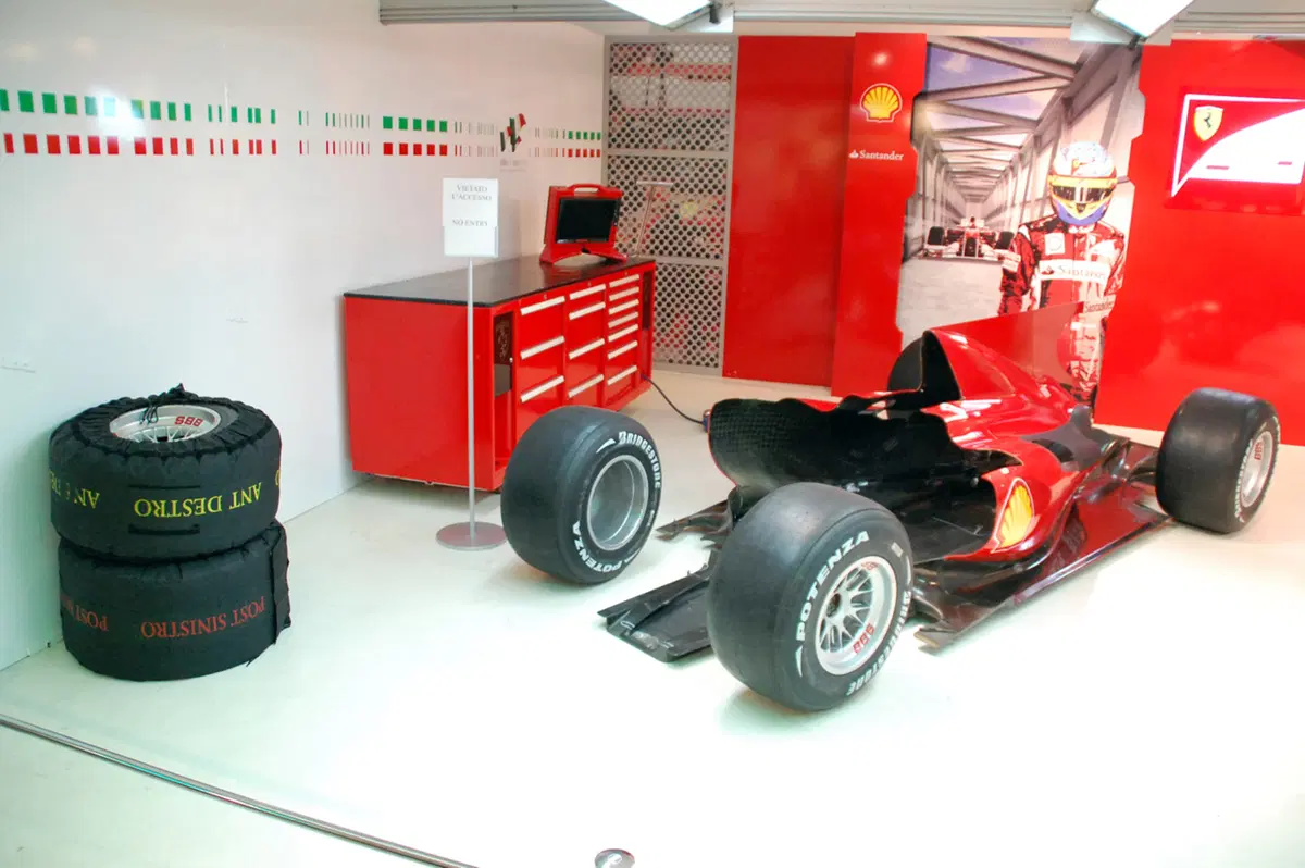 Ferrari: una passeggiata nel Mito (151)