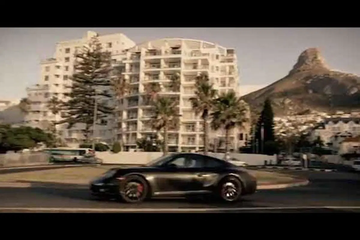 Porsche 911: primo teaser ufficiale per la generazione 991 (3)