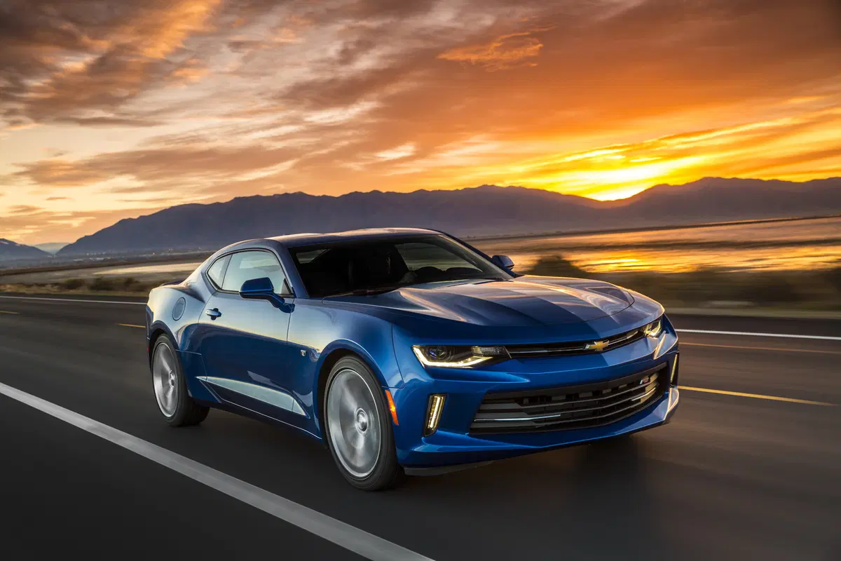 Chevrolet Camaro Coupé Turbo Coupé Sport (21)
