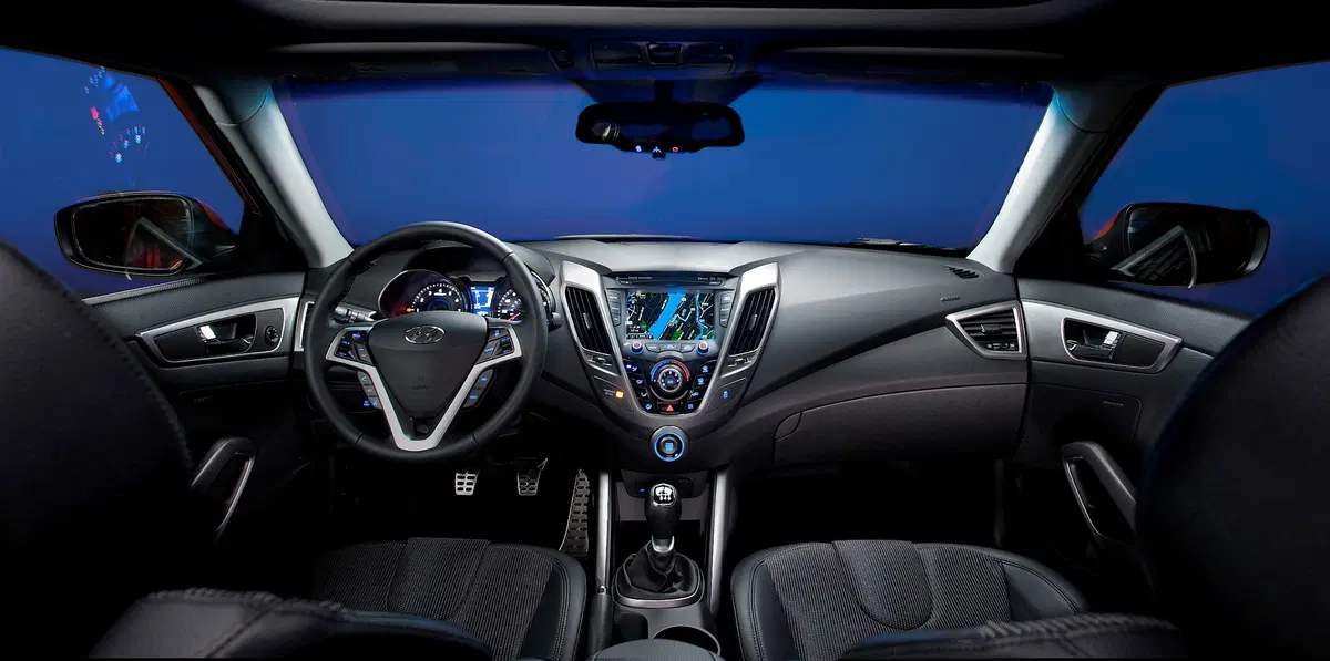 Hyundai Veloster 1.6 GDI (5)