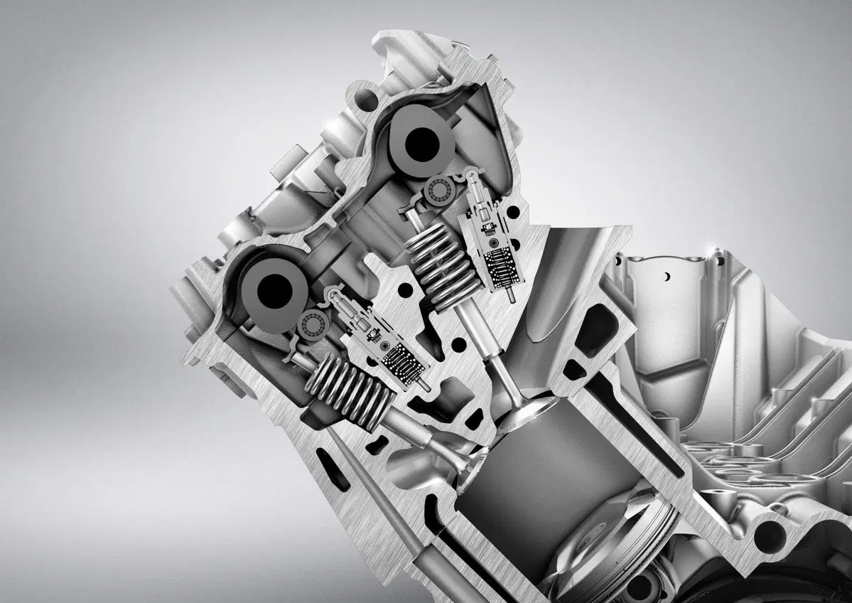 Debutterà sulla nuova SLK l’inedito V8 AMG da 5.5 litri (22)