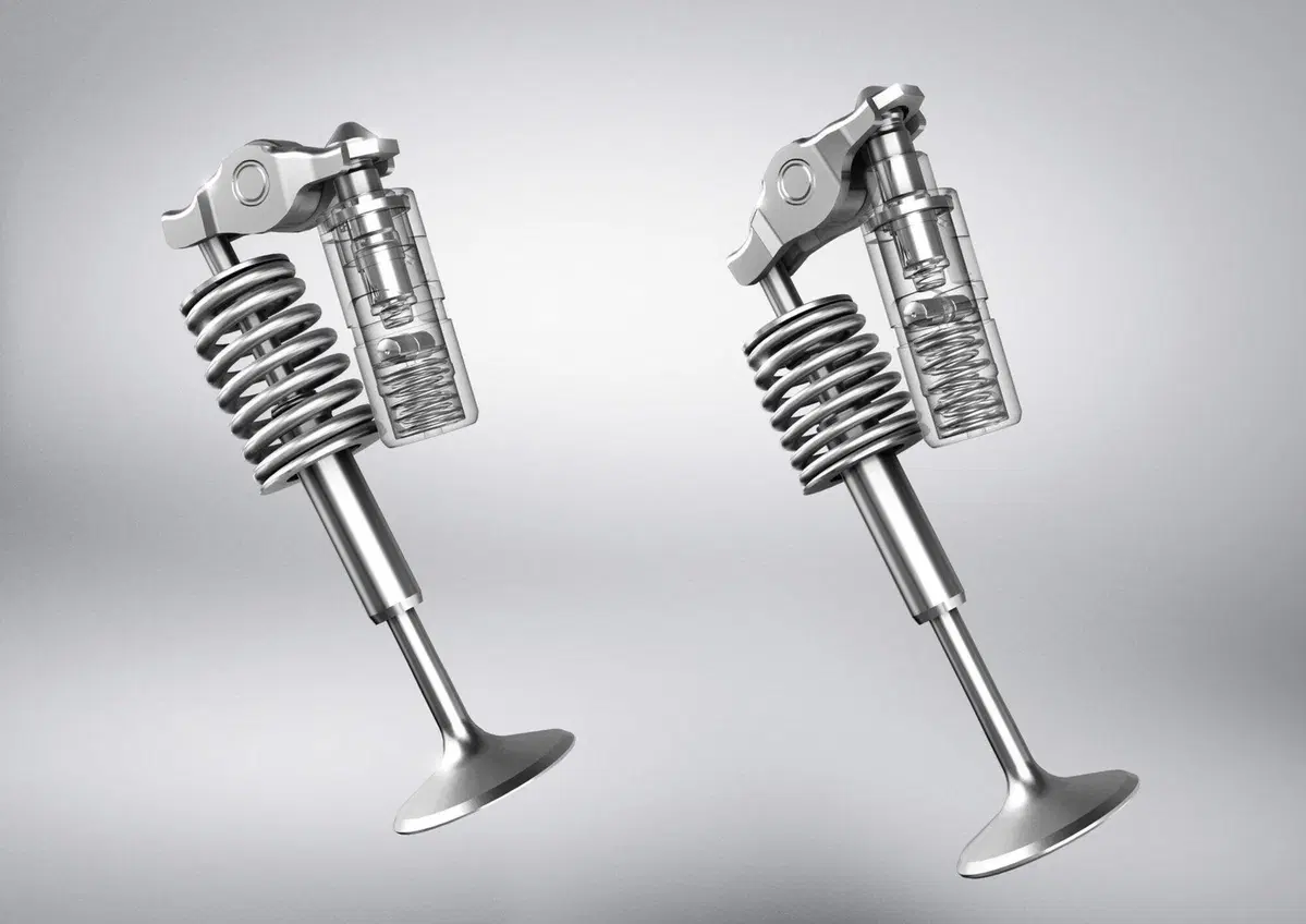 Debutterà sulla nuova SLK l’inedito V8 AMG da 5.5 litri (26)