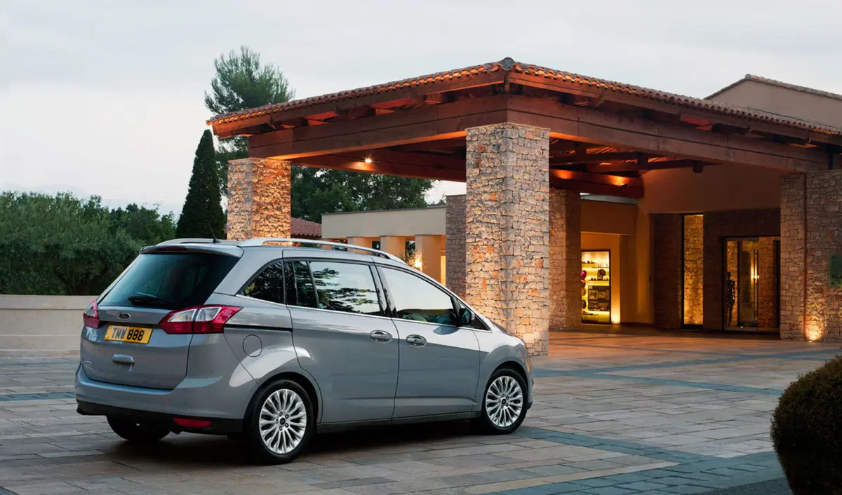 Ford: il listino prezzi di C-Max e C-Max7 (5)
