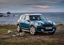 Nuova Mini Countryman 2017, anche plug-in