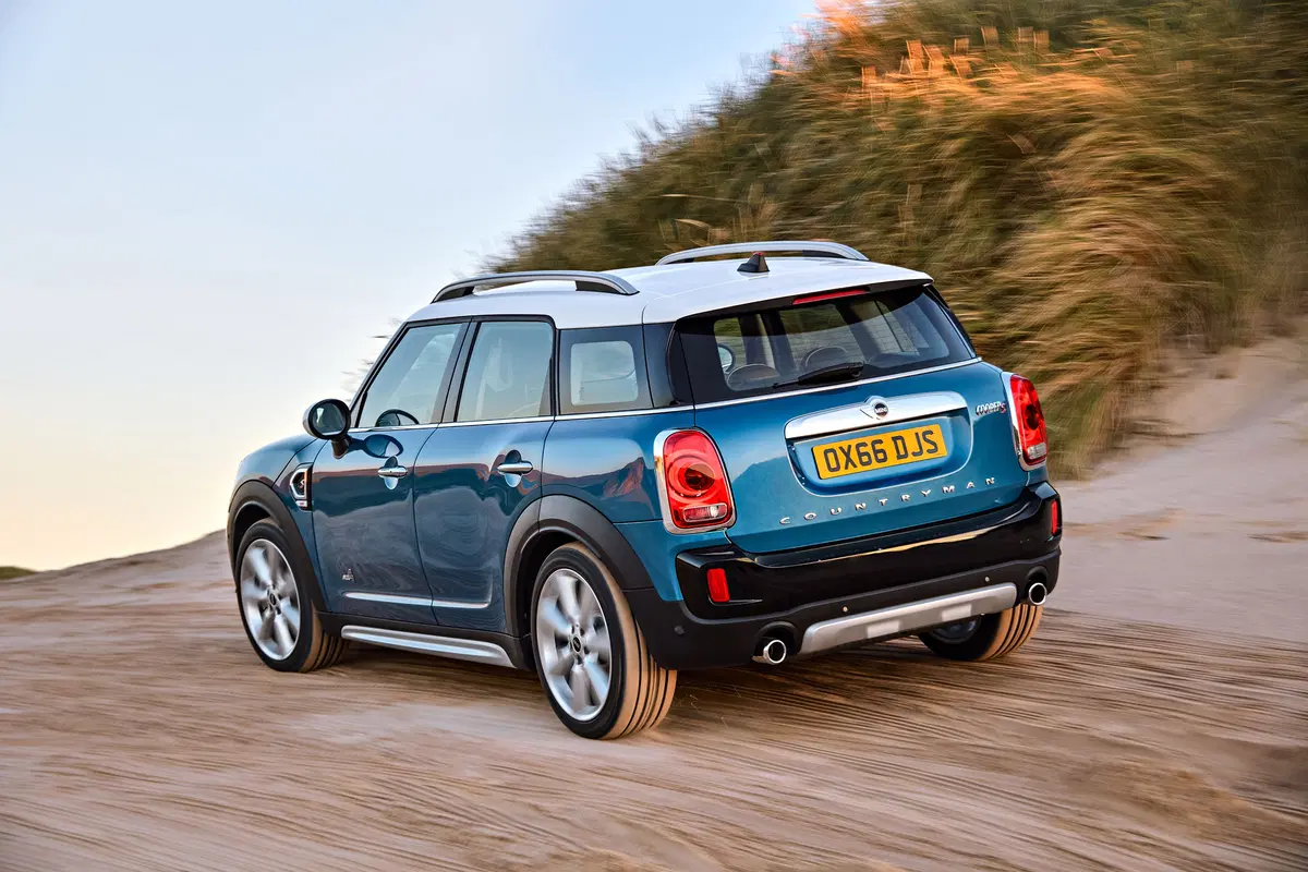 Mini Countryman, ecco la seconda generazione (14)