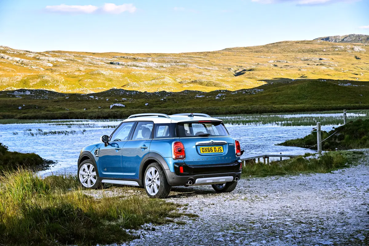 Mini Countryman, ecco la seconda generazione (17)