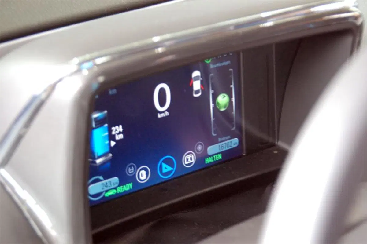 Opel Ampera: su strada con il prototipo (31)
