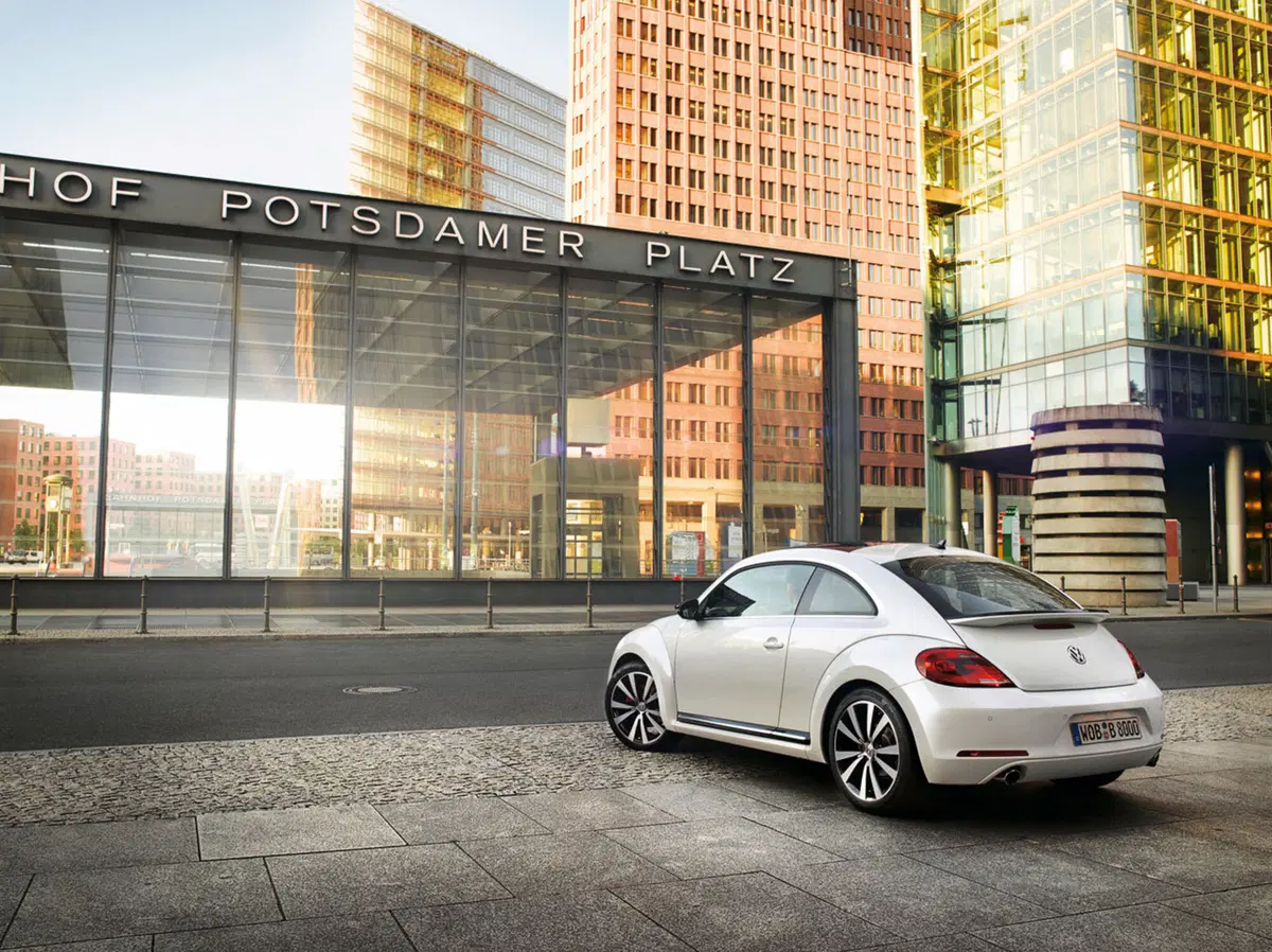 Volkswagen Maggiolino: si chiamerà così in Italia la nuova Beetle (7)