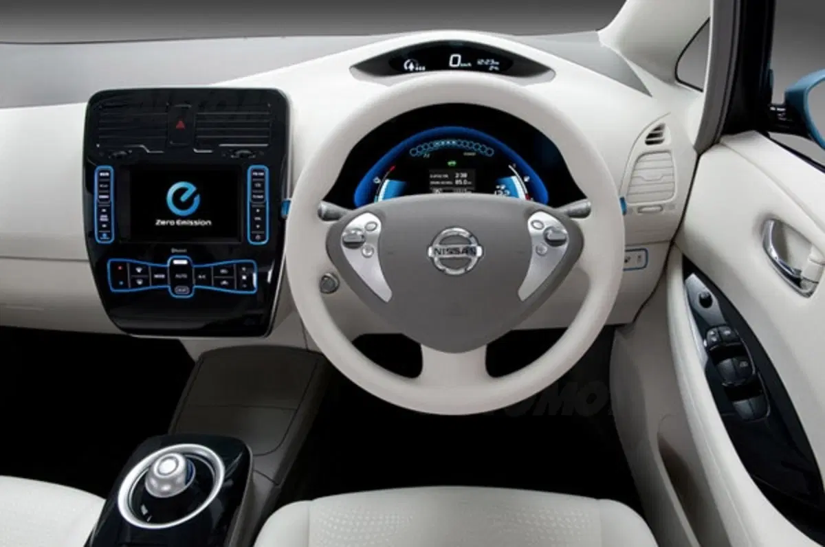 5 stelle NCAP nei test della NHTSA per Nissan Leaf (8)