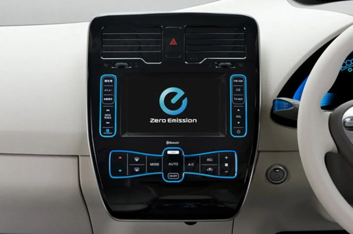 5 stelle NCAP nei test della NHTSA per Nissan Leaf (13)