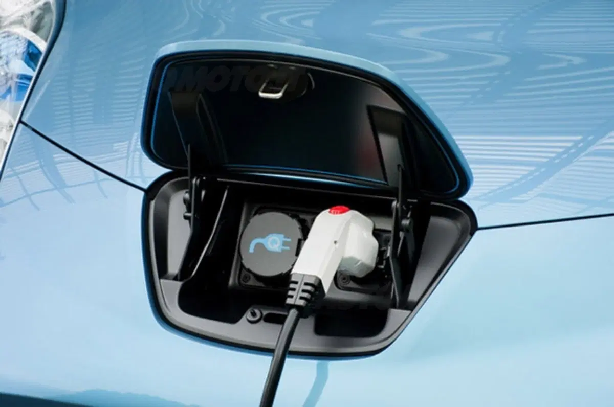 5 stelle NCAP nei test della NHTSA per Nissan Leaf (16)