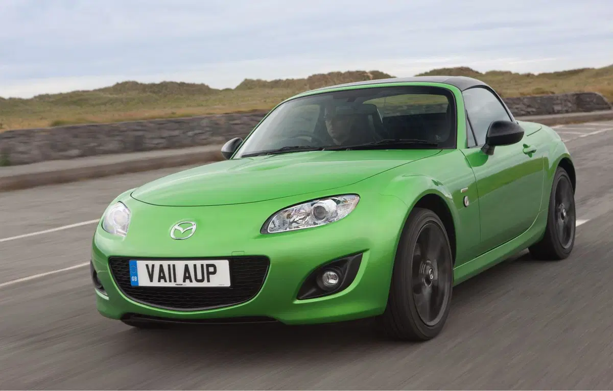 Mazda MX-5 e Mazda2 Black Series: edizione limitata per il solo mercato britannico