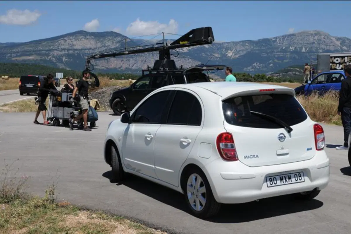 TV: si gira a Barcelona lo spot della Micra 1.2 DIG-S