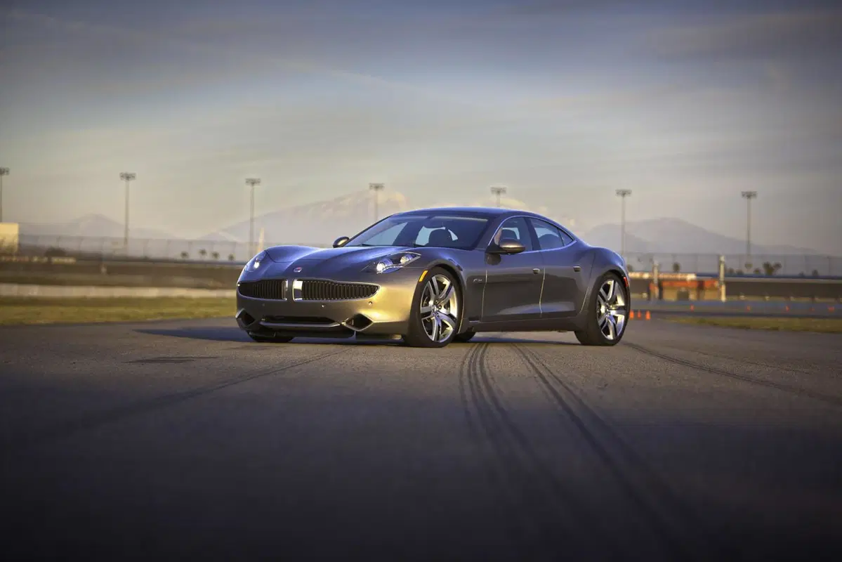 Fisker: al via le consegne della Karma (3)