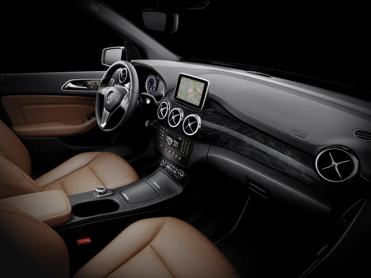 Nuova Mercedes Classe B: prime immagini