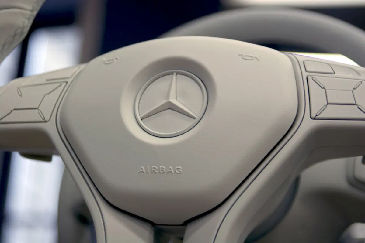 Nuova Mercedes Classe B: prime immagini (9)