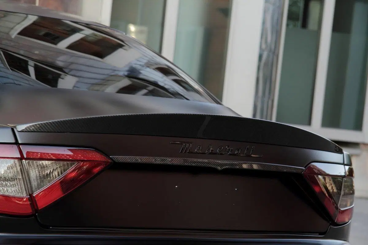 Maserati Gran Turismo S Superior Black Edition (9)