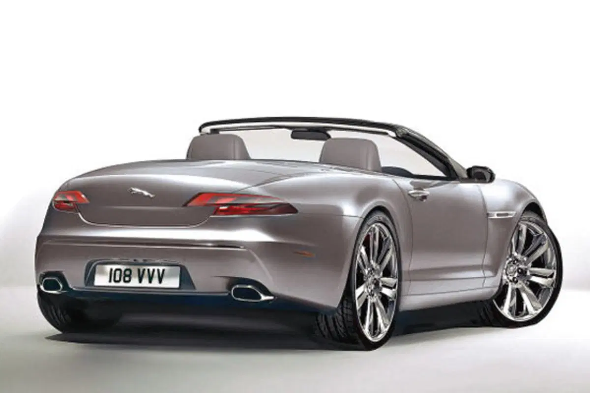 Jaguar XE Roadster: si vedrà al Salone di Francoforte? (2)