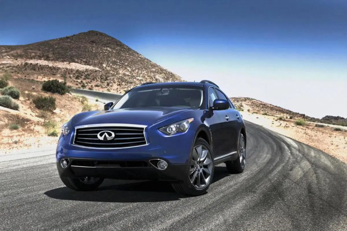 Infiniti FX: il restyling arriva in USA con il M.Y. 2012