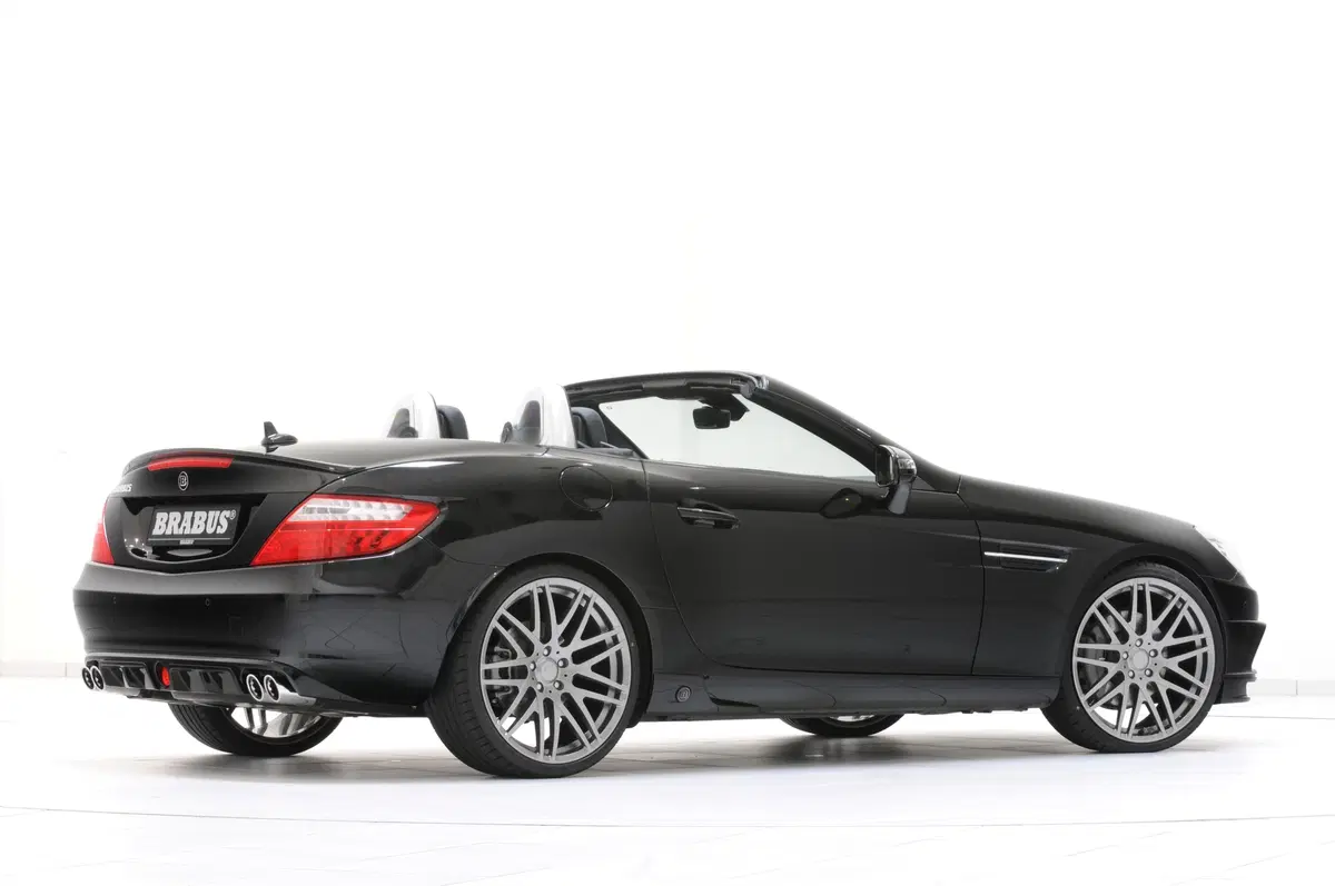 Mercedes SLK: il “tuning program” di Brabus (5)
