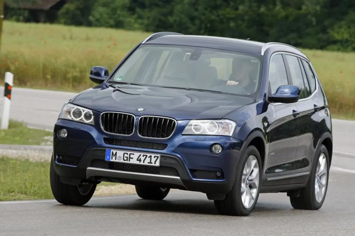 BMW X3 M.Y. 2012: si amplia la gamma motori (10)