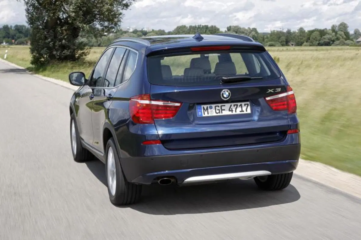 BMW X3 M.Y. 2012: si amplia la gamma motori (11)