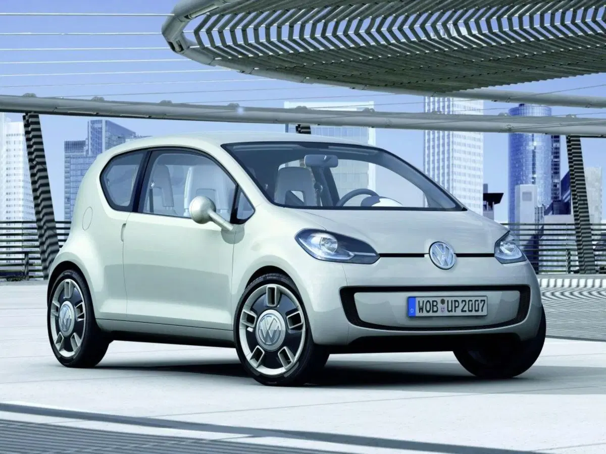 Volkswagen UP: la definitiva a Francoforte (2)