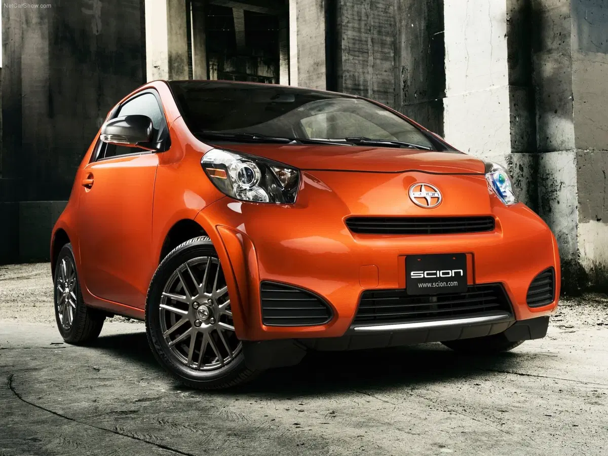Scion iQ