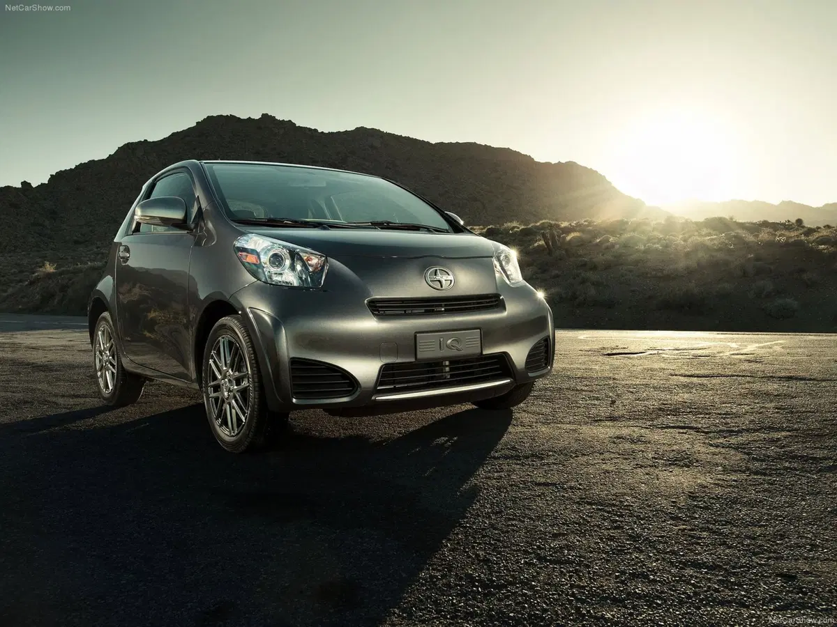 Scion iQ (4)