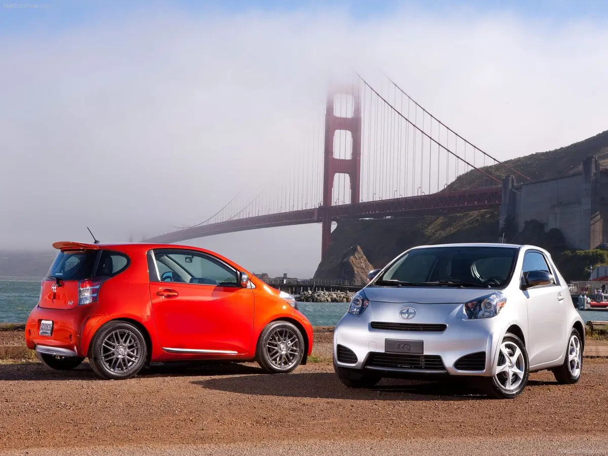 Scion iQ (9)