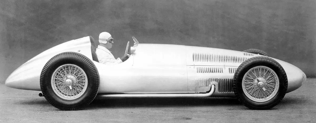 Mercedes – Benz: a Pebble Beach una mostra ne racconta la storia (13)