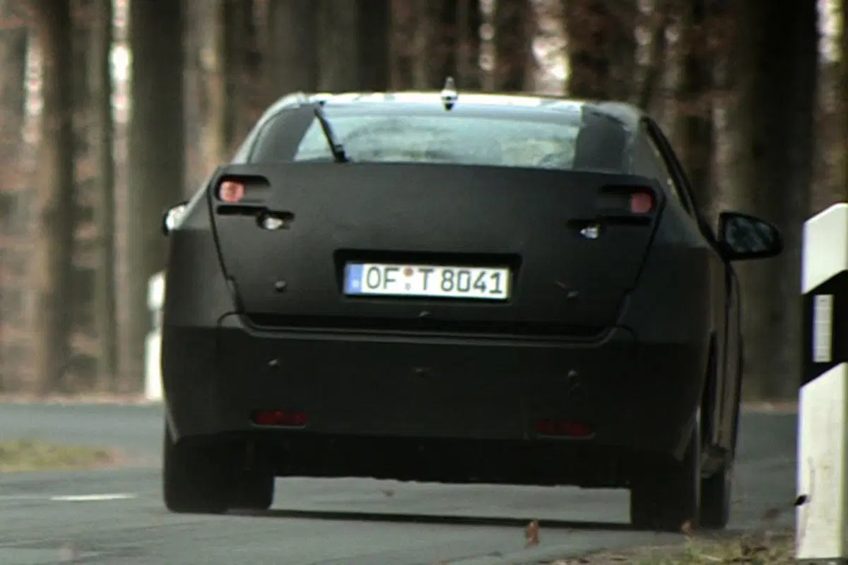 Debutta sulla nona Civic il nuovo 2.2 litri i-Dtec (2)