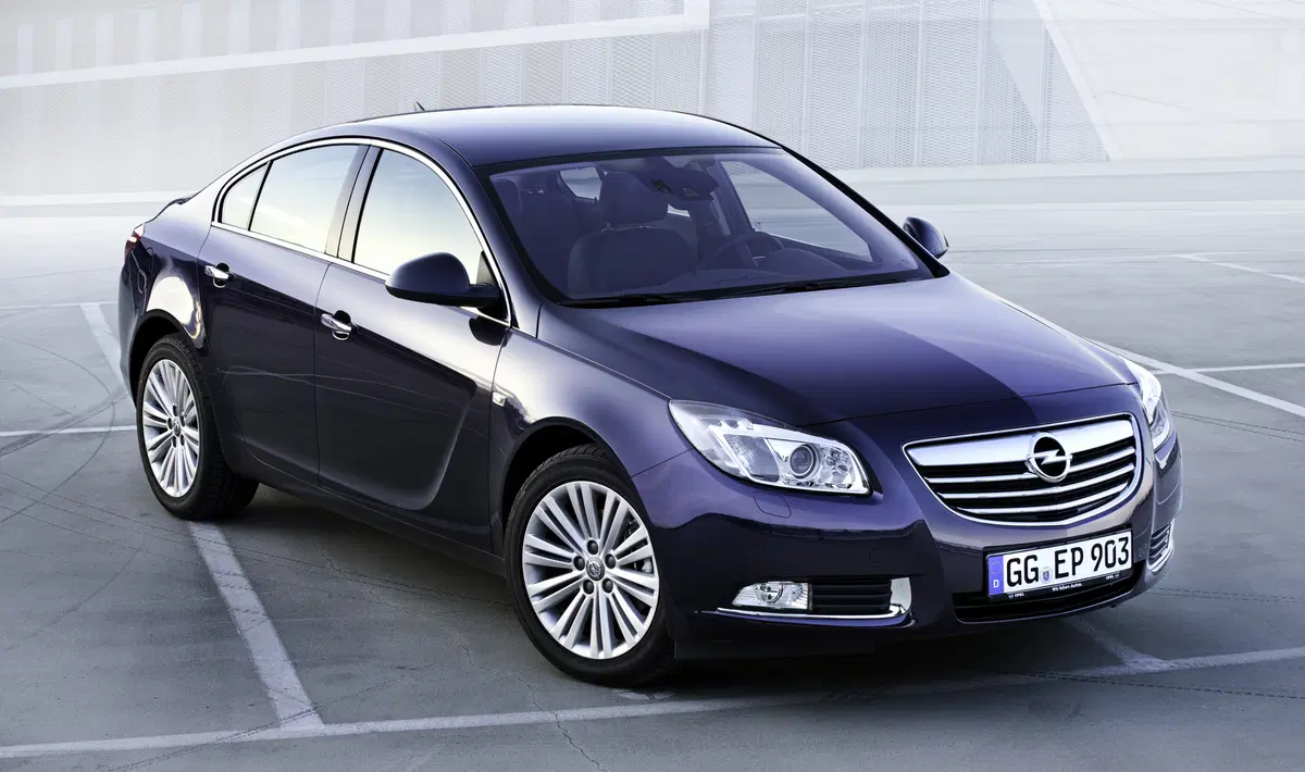Opel Insigna M.Y. 2012: le novità in dettaglio