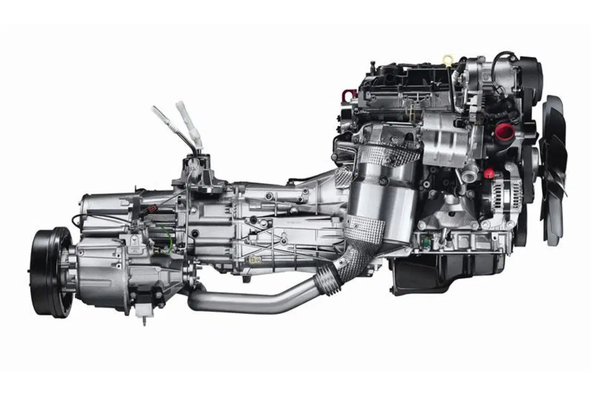 Land Rover Defender M.Y. 2012: nuovo motore 2.2 diesel (3)