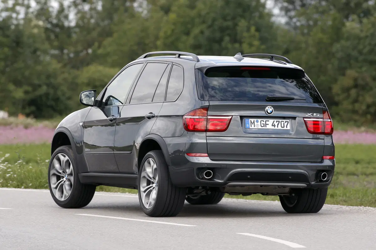 BMW: nuovi pacchetti per X5 e X6 e tecnologia BluePerformance per X5 xDrive 30d (4)