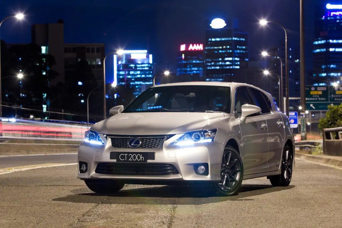 Lexus CT200h: negli USA sarà disponibile anche in versione F-Sport (4)