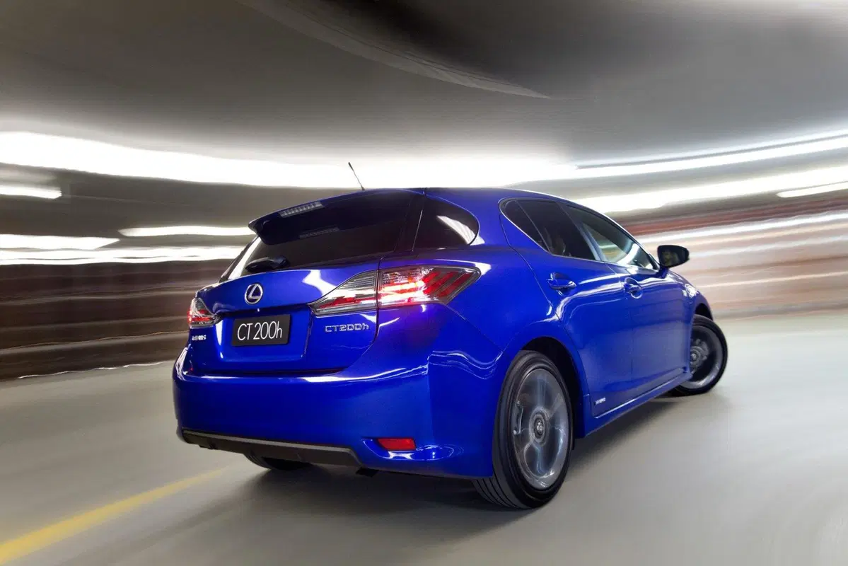 Lexus CT200h: negli USA sarà disponibile anche in versione F-Sport (6)