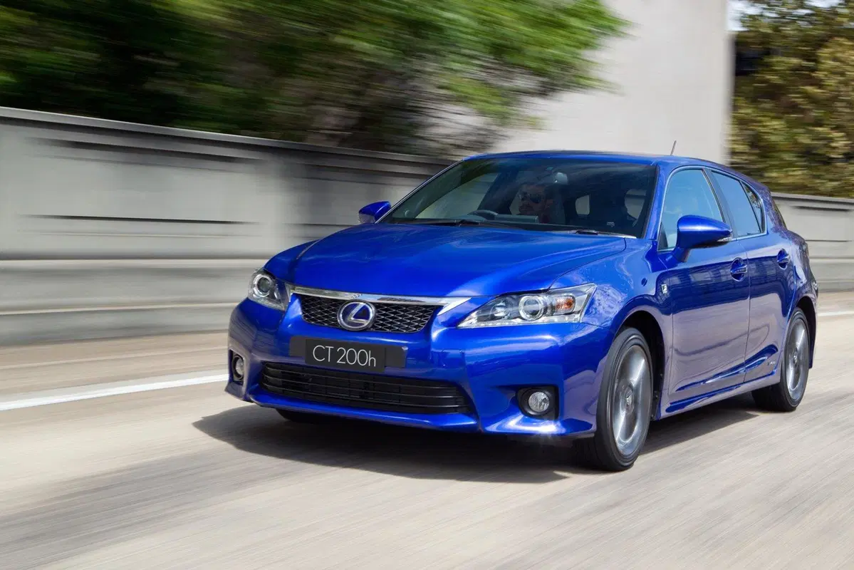 Lexus CT200h: negli USA sarà disponibile anche in versione F-Sport (14)