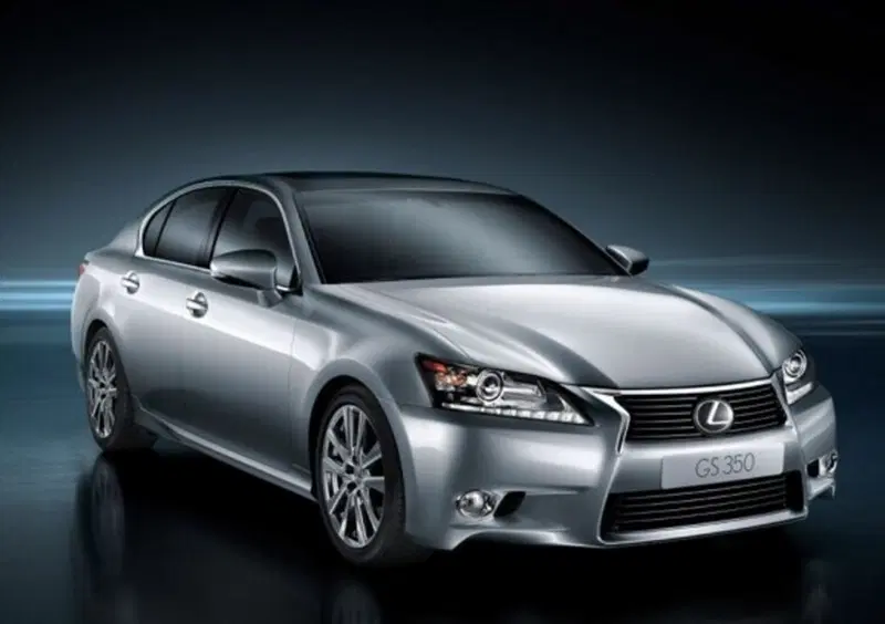 Lexus GS: primi dettagli e foto ufficiali